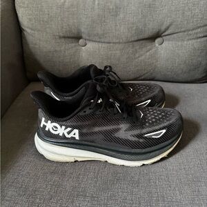 Hoka Clifton 9
